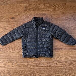 Youth XS Patagonia Quilted Black puffer Jacket